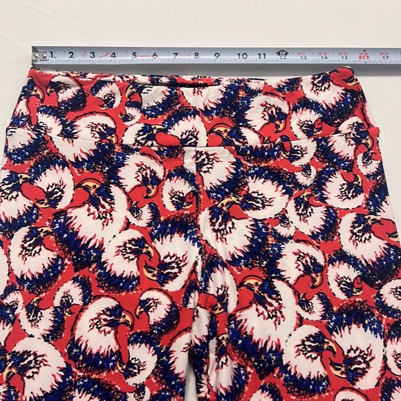 P11- NWOT LuLaRoe Tall & Curvy (Sz: 12-18) Eagle Print USA Americana Leggings - Picture 5 of 10